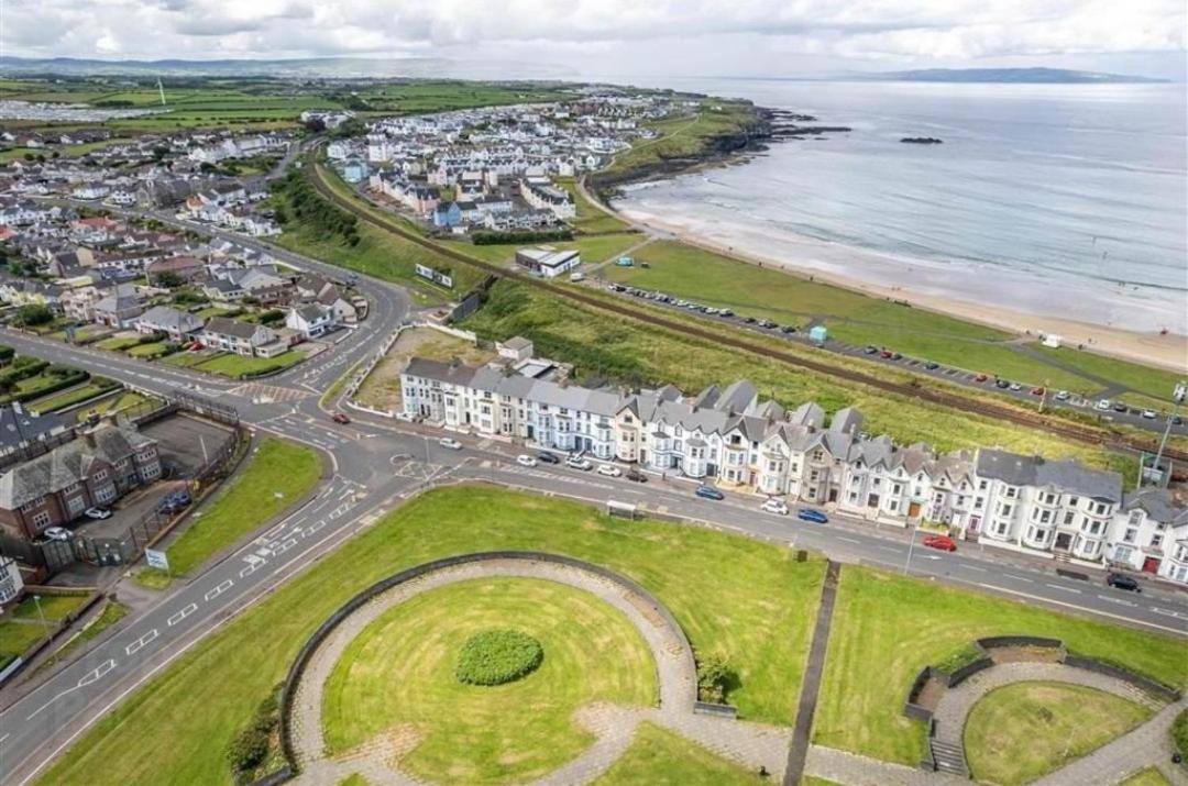 1 Dunluce Green - Portrush By The Sea 外观 照片